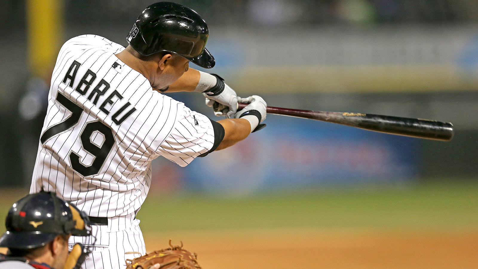 Jose Abreu Ate a Fake Passport for a $68 million Contract - The Point After  Show